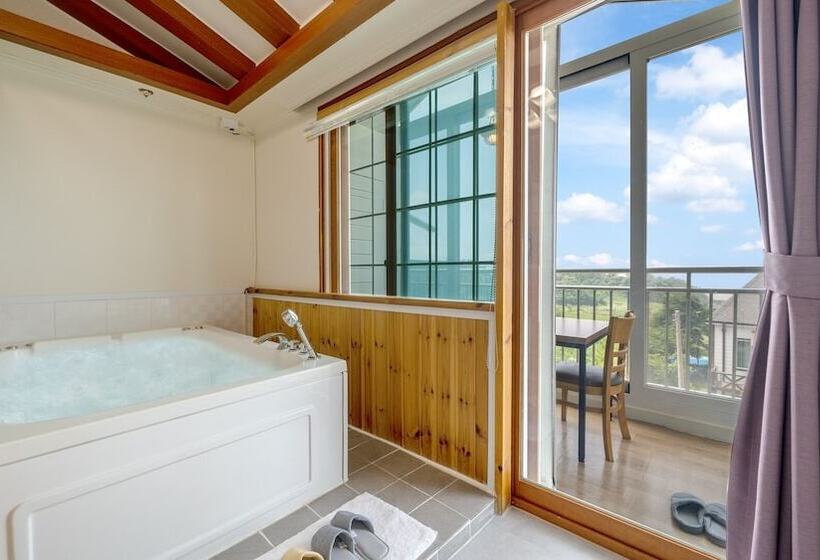 Ganghwa Nakjo Tema Spa Pension