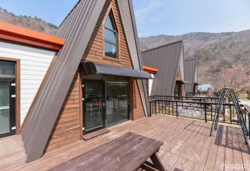 Gangneung W Pension