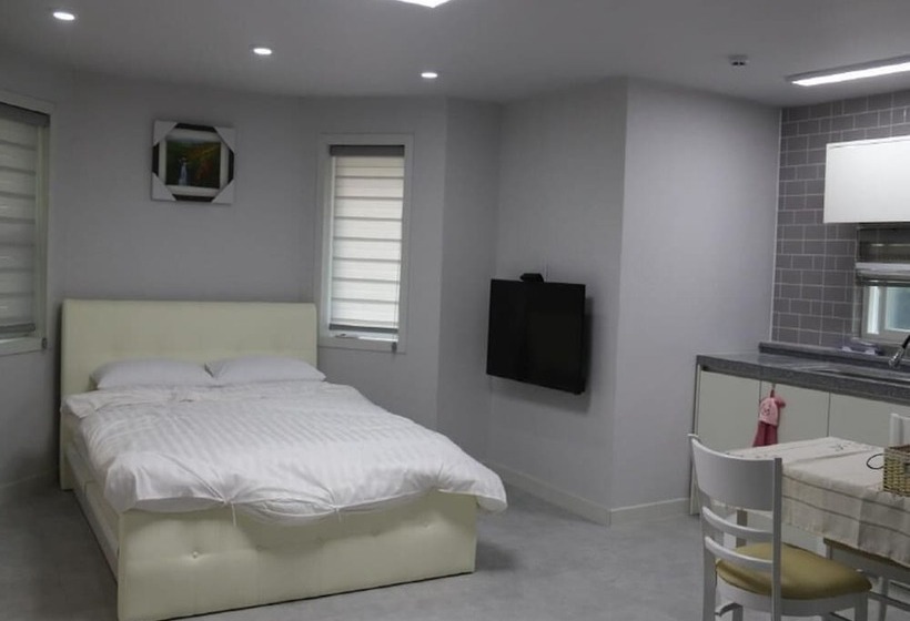 Gapyeong Calbongsanokeuvalley Pension