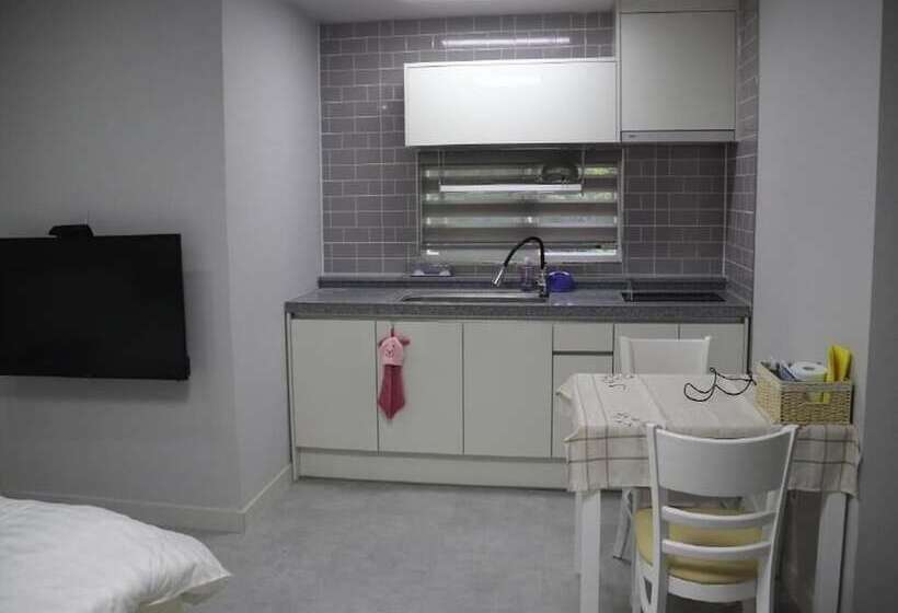 Gapyeong Calbongsanokeuvalley Pension