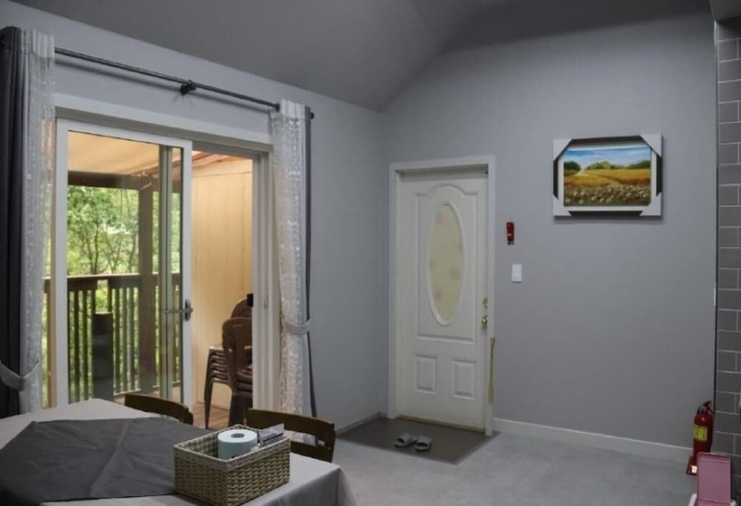 Gapyeong Calbongsanokeuvalley Pension