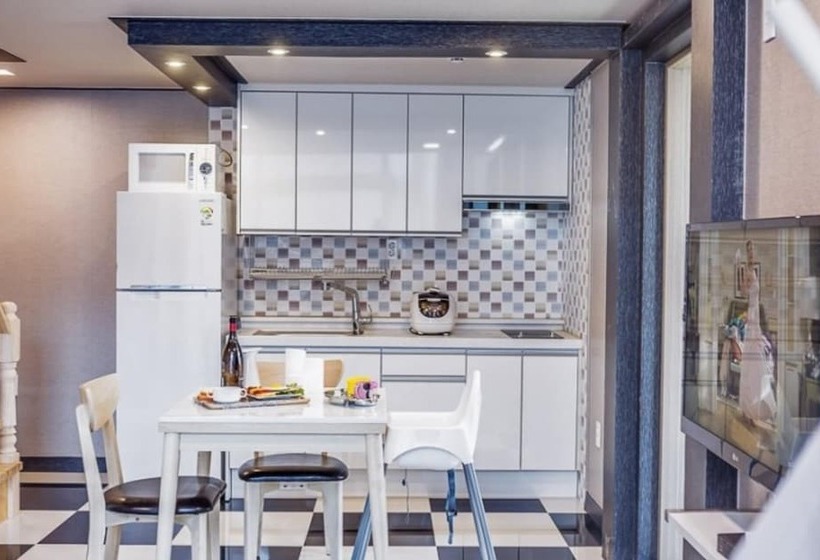 Gapyeong Chagall Spa Pension