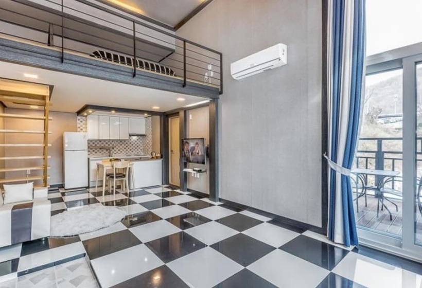 Gapyeong Chagall Spa Pension