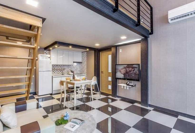 Gapyeong Chagall Spa Pension