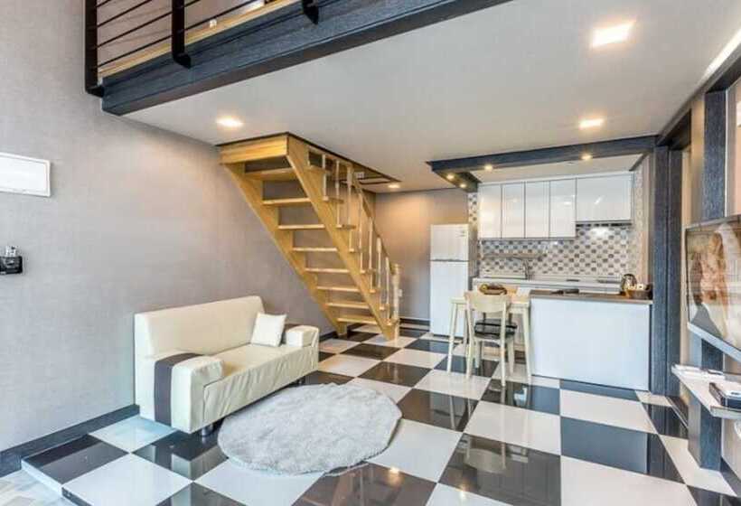 Gapyeong Chagall Spa Pension