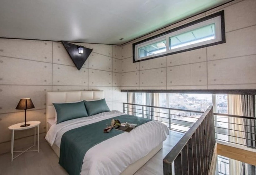 Gapyeong Chagall Spa Pension