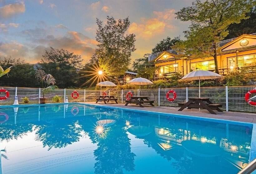 Gapyeong Hutan Pension