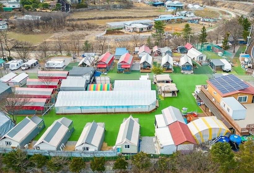 Pensió Gapyeong Ilekaempingjang