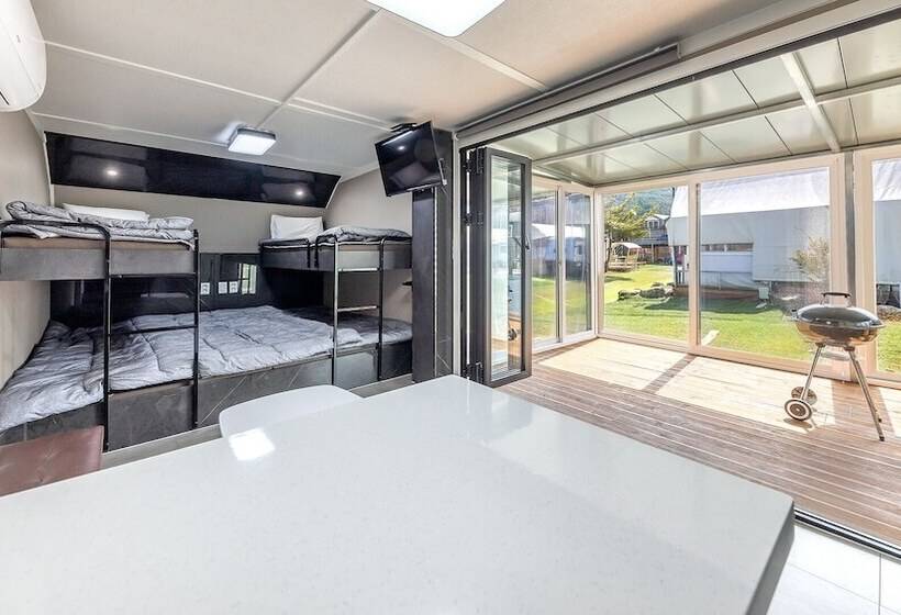 Pensió Gapyeong Ilekaempingjang