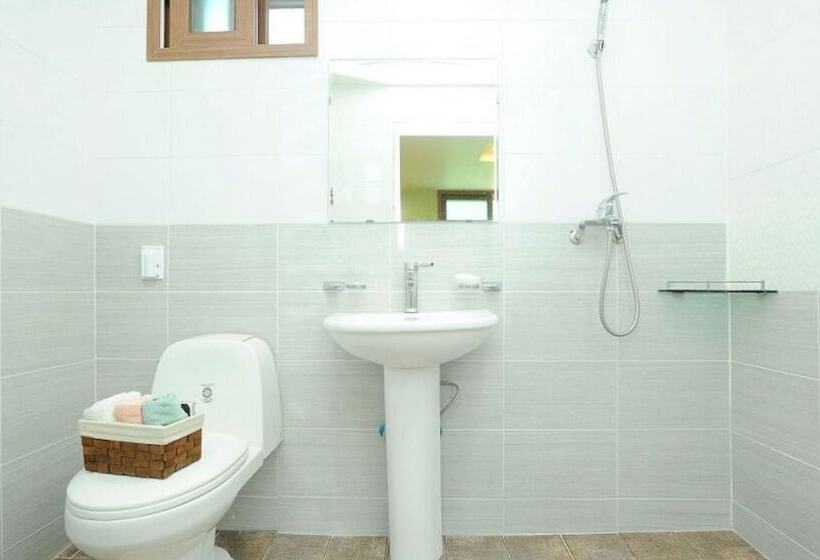 Gapyeong Jayusigan Pension