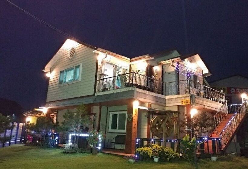 Gapyeong Namiseom Seomnaru Pension
