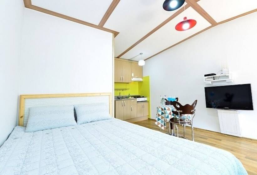 Gapyeong Namiseom Seomnaru Pension