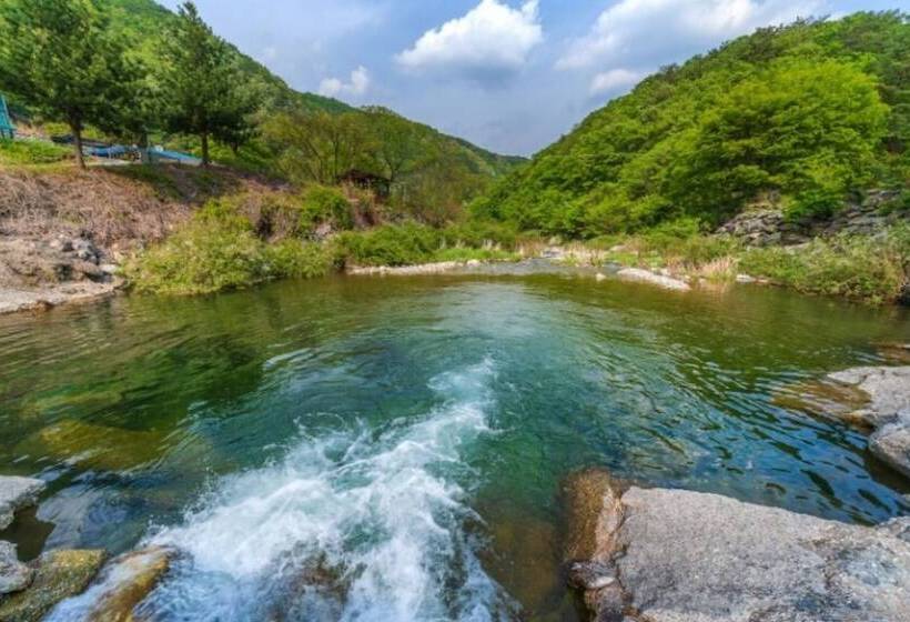 Gapyeong Petit Cabin Pension