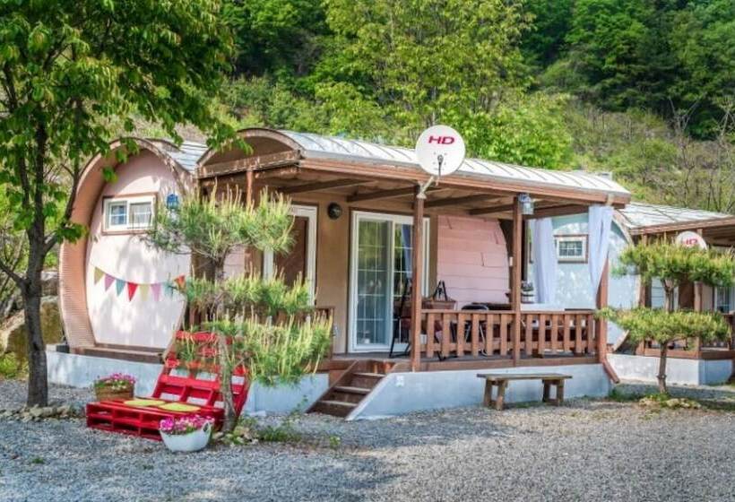 Gapyeong Petit Cabin Pension