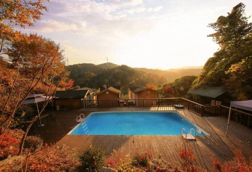 Gapyeong Taeri House Pension