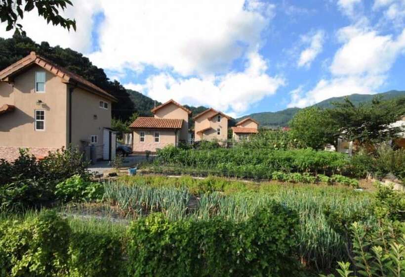 Gapyeong Ailet Glamping Pension