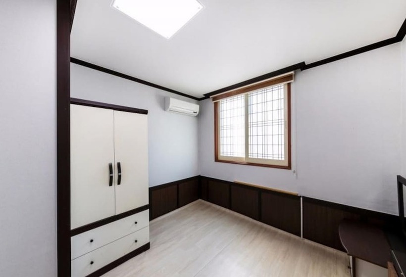 Geojedo Nulpureun Pension