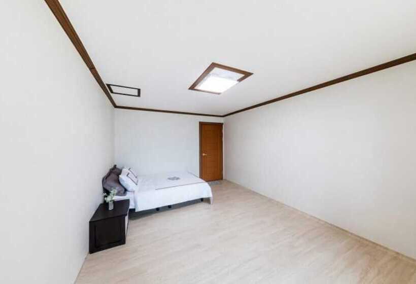 Geojedo Nulpureun Pension