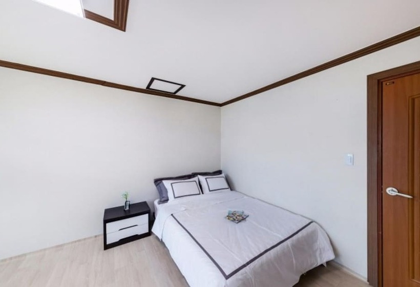 Geojedo Nulpureun Pension