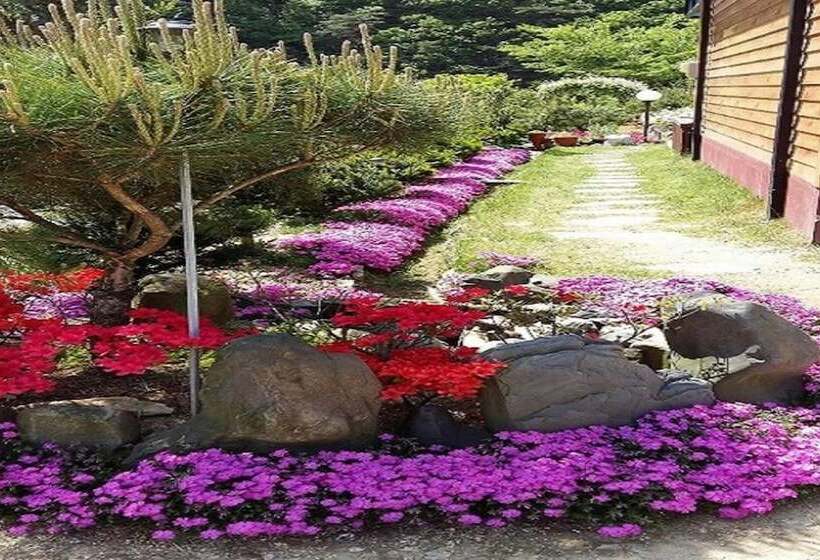 Goesan Banditbul Family Pension