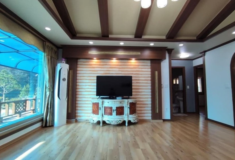 Goesan Banditbul Family Pension