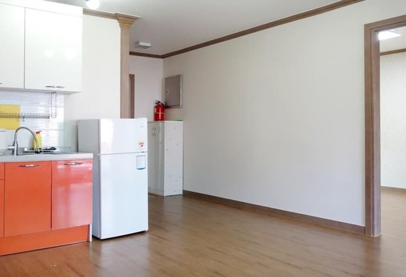 Goesan Byeolbit Pension