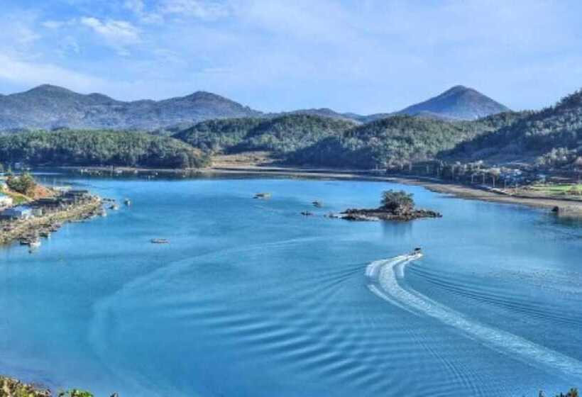 Goheung Hue Shangrila Pension