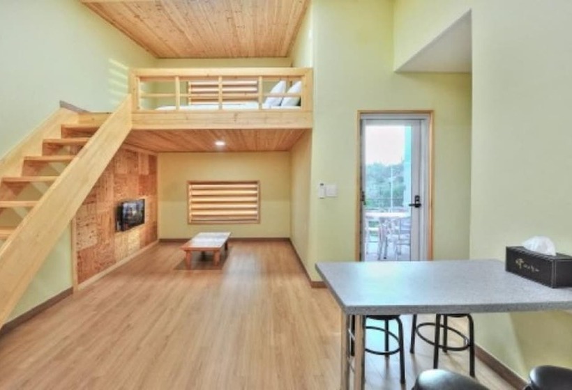 Goheung Hue Shangrila Pension