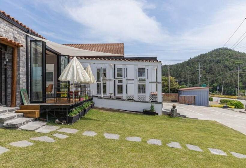 Goheung Sujeong Stay Pension