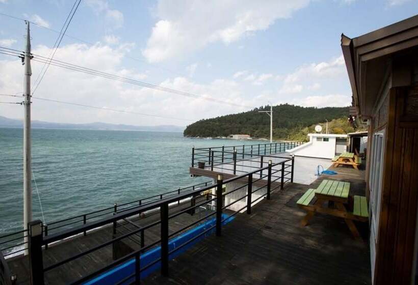Goheung Sunset House Pension
