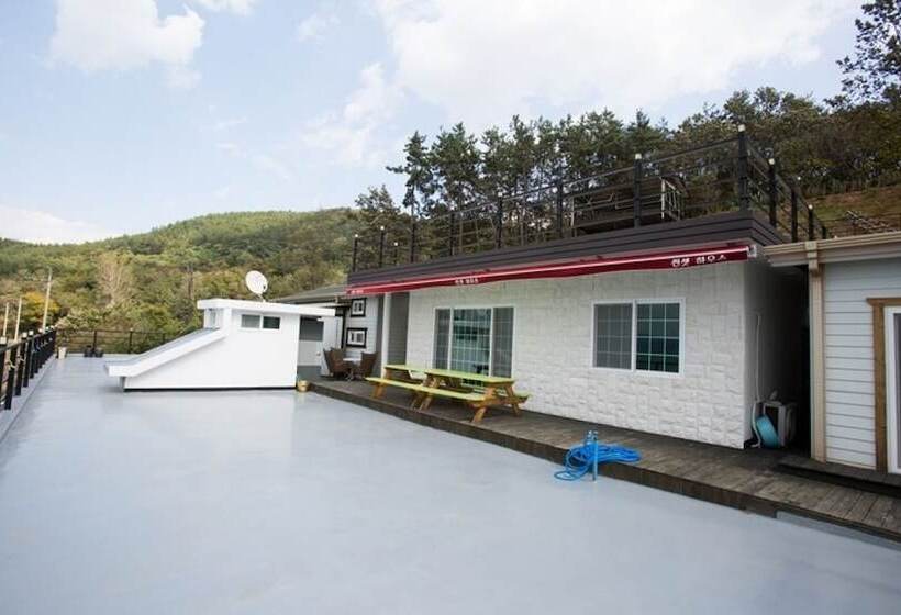 Goheung Sunset House Pension