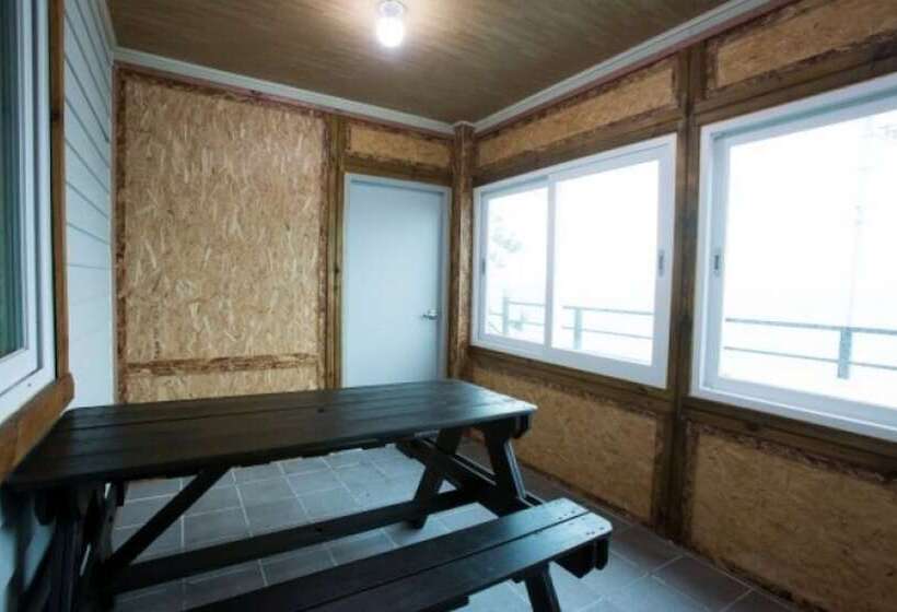 Goheung Sunset House Pension