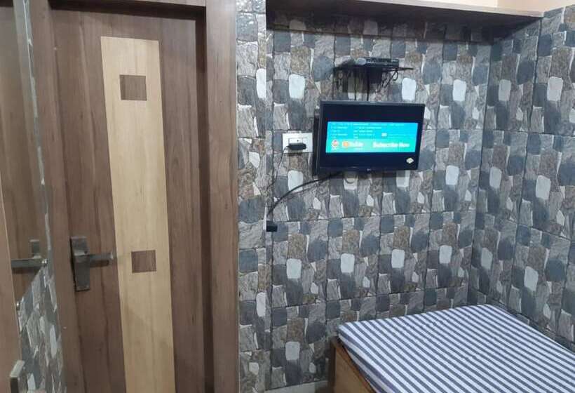 Goroomgo Hotel Ajit Residency Ranchi