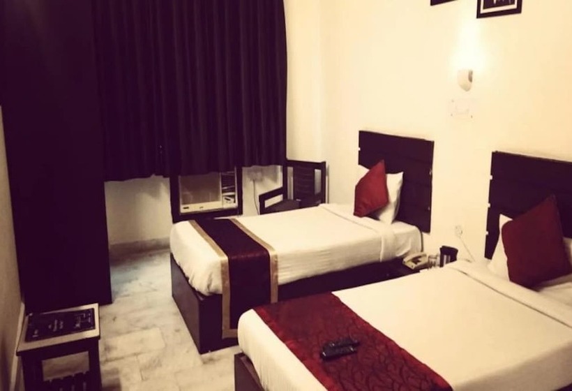 Goroomgo Hotel Baba Sunrise Lucknow