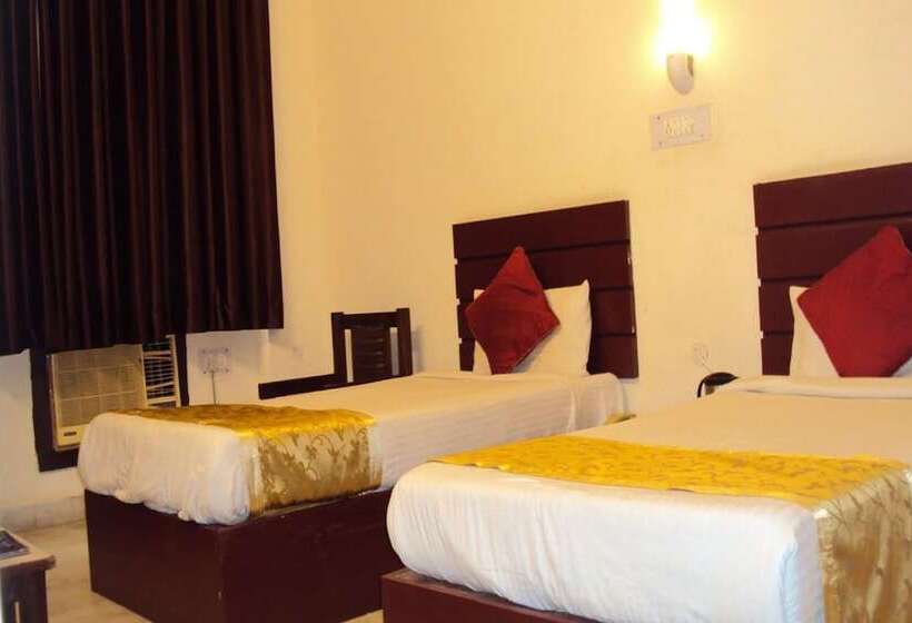 Goroomgo Hotel Baba Sunrise Lucknow