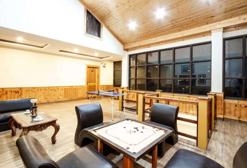 Goroomgo Hotel Hillside View Manali