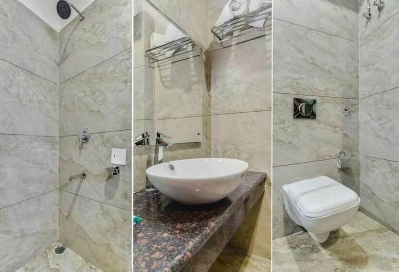 Goroomgo Hotel New Vaikunth Dharamshala