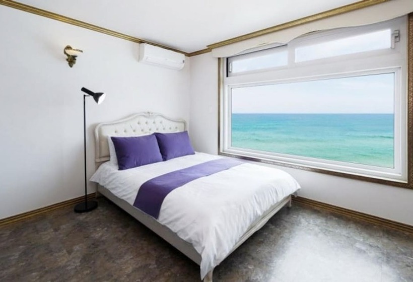 Goseong Coast House Pension