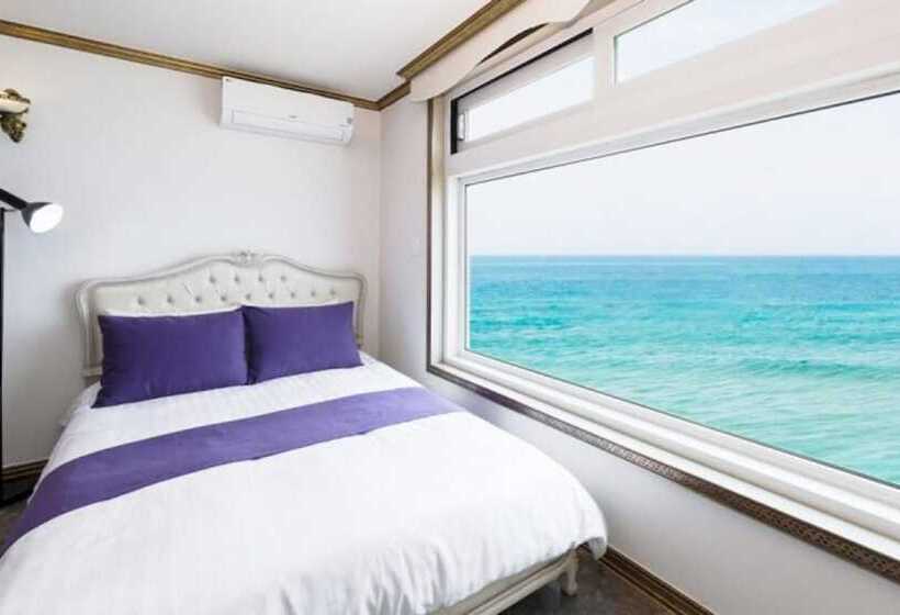 Goseong Coast House Pension