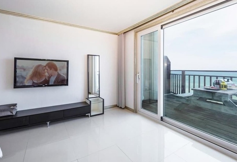 Goseong Coast House Pension