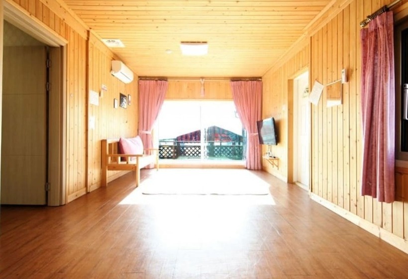 Goseong Family Pension