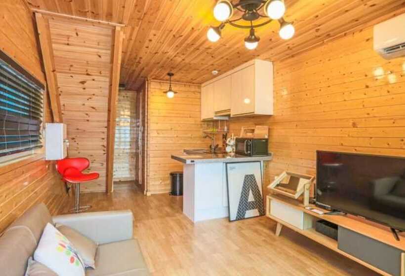 Goseong Hello Sea Caravan Pension