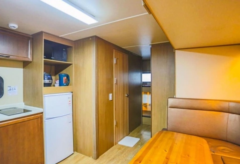 Goseong Hello Sea Caravan Pension