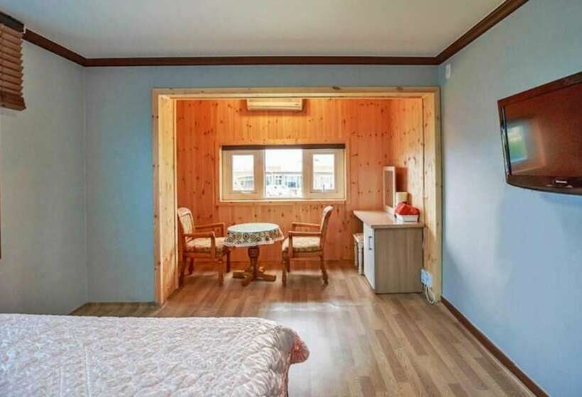 Goseong Jaeil Pension