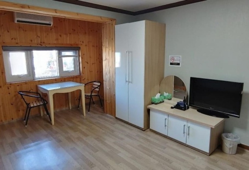 Goseong Jaeil Pension