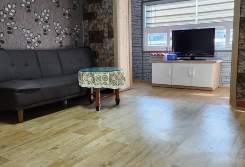 Goseong Jaeil Pension