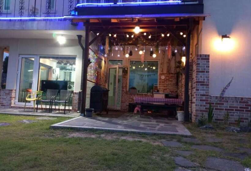 Goseong Rozelle Pension