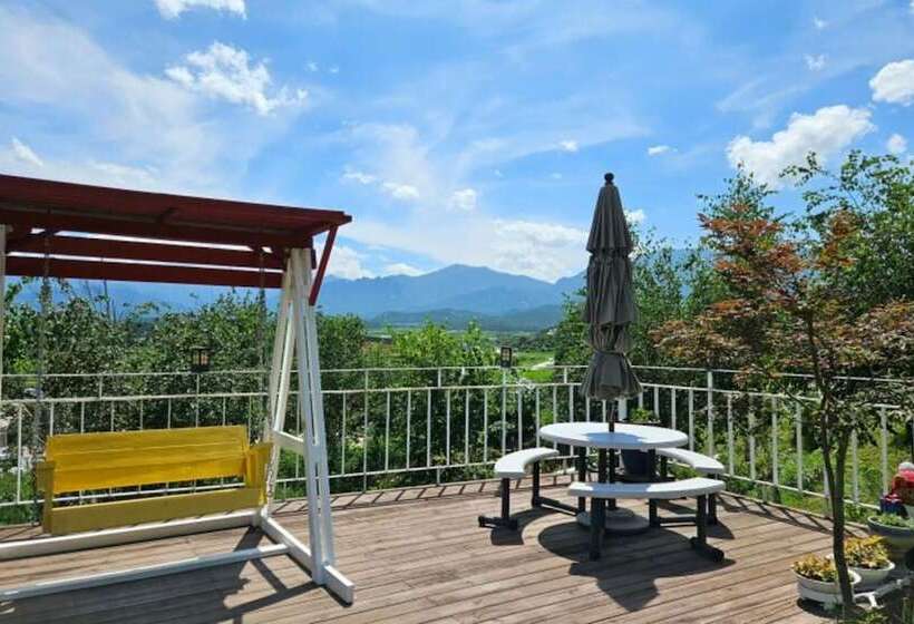 Goseong Rozelle Pension