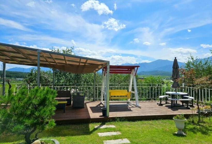 Goseong Rozelle Pension