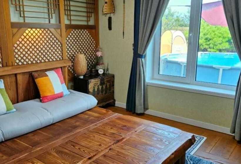 Goseong Rozelle Pension